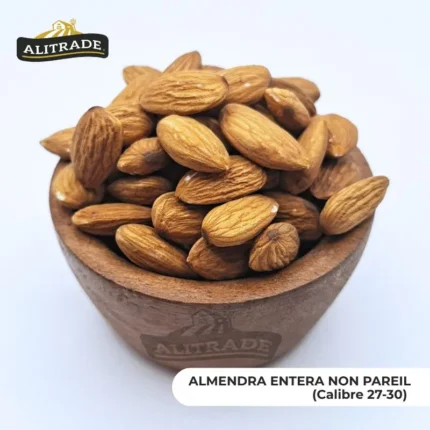 ALMENDRA ENTERA AL MAYOR